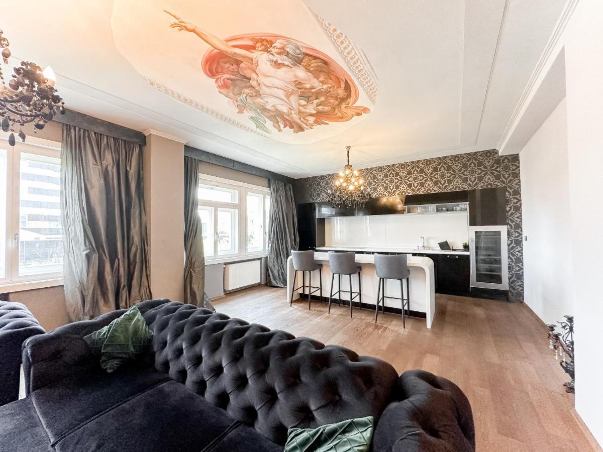 Premium Apt Kosice Center 3 Room 150M2 Hlavna Ulica Exteriör bild