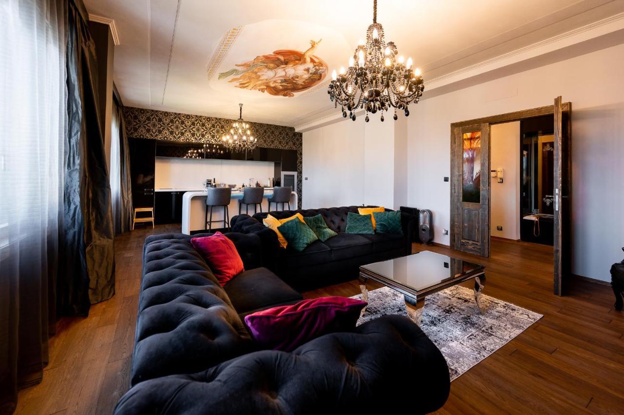 Premium Apt Kosice Center 3 Room 150M2 Hlavna Ulica Exteriör bild
