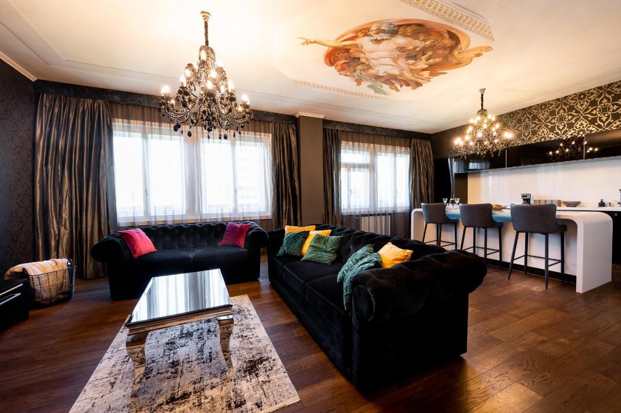 Premium Apt Kosice Center 3 Room 150M2 Hlavna Ulica Exteriör bild