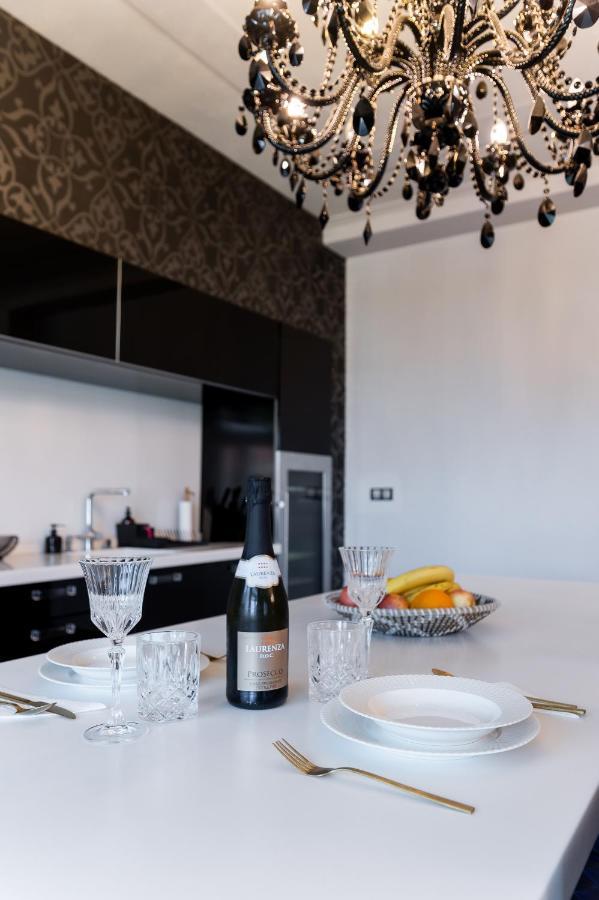 Premium Apt Kosice Center 3 Room 150M2 Hlavna Ulica Exteriör bild